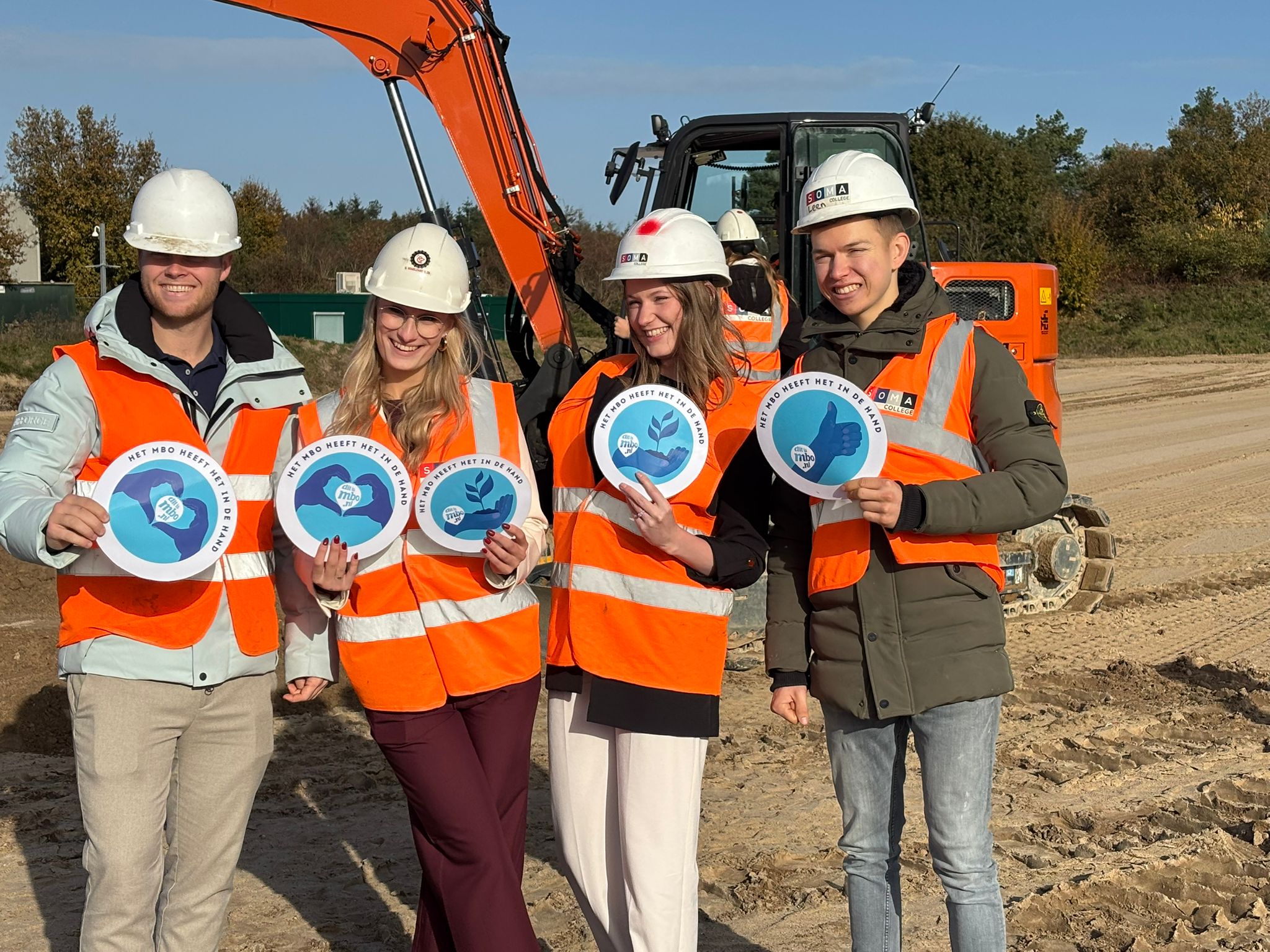 Ambassadeursteam 2024 aan de slag op SOMA College